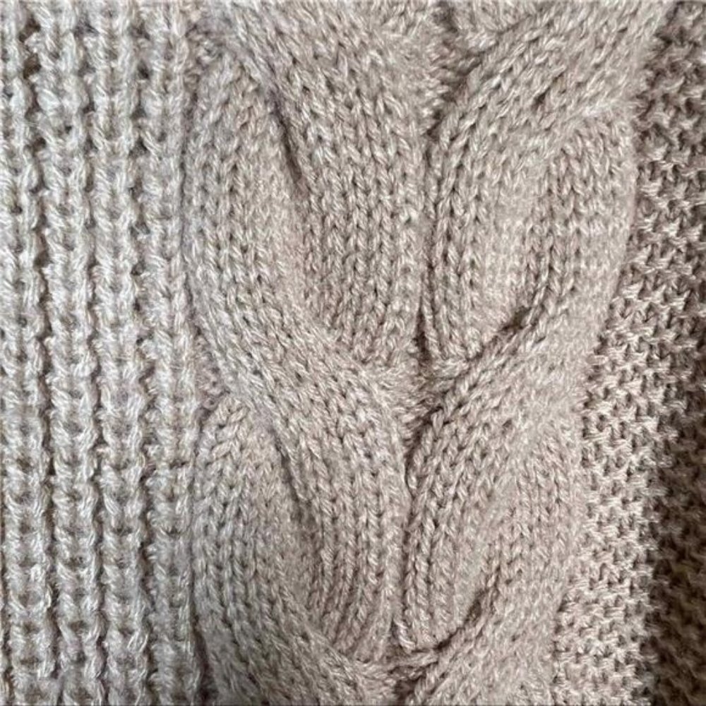 Elegant Ivory Knit Sweater with Unique Cable Pattern S Size L B 109